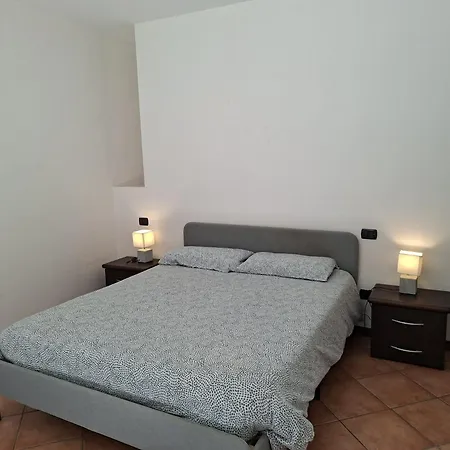 Comfy House Lisanza